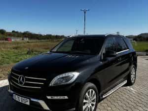 Mercedes ML 350D — miniatura 3