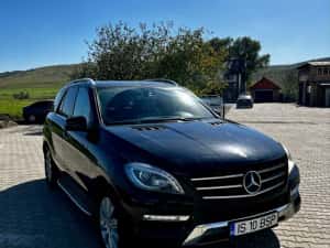 Mercedes ML 350D — miniatura 10