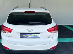 Hyundai ix35 SUV Diesel 2015 — miniatura 4
