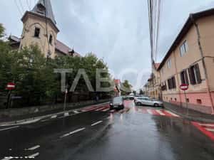 Apartament 3 camere central in cea mai frumoasa zona a orasului Sibiu — miniatura 3