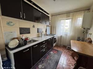 Apartamet 3 camere, decomandat , Cartier Valea Aurie — miniatura 3