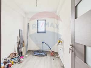 Vila moderna 5 camere P+1 de vanzare in Crevedia — miniatura 10