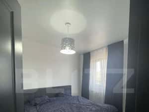 Apartament de vanzare, cu 2 camere, zona semicentral — miniatura 4