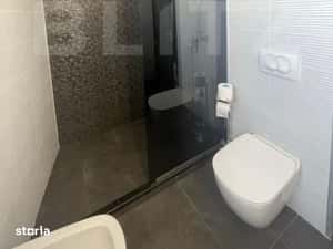 Apartament de vanzare, cu 2 camere, zona semicentral — miniatura 5