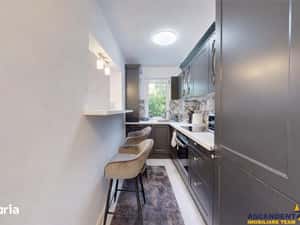 Eleganta si simplitate - Centrul Civic, renovat, etaj 2, design cu det — miniatura 4