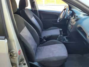 Ocazie 130000 km ford fiesta facelift 1.3 75 cp  consum 4% factura si garantie — miniatura 8