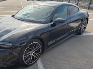 Porsche Taycan Automată 326 HP Electric de vânzare — miniatura 3