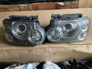 Far Range Vogue L322 facelift 2010 , 2011 faruri stanga dreapta xenon