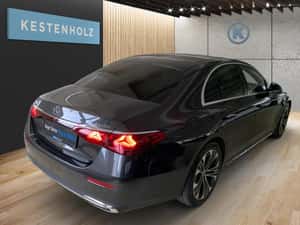Mercedes-Benz E 400 - Plug-in Hybrid - 2025 - 77.480 EUR — miniatura 3