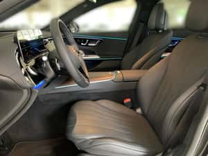 Mercedes-Benz E 400 - Plug-in Hybrid - 2025 - 77.480 EUR — miniatura 7