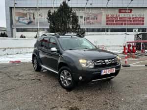 Dacia Duster 4x4 2016 1.5dci Distribuție  nouă  Navigație Clima l