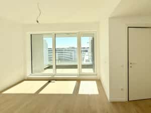 Apartament 3 camere spațios, amenajat, bloc nou, comision 0% — miniatura 9