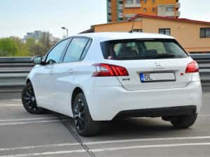 Peugeot 308 2017 1.6 Diesel — miniatura 3