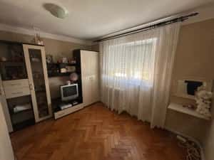 Apartament 3 camere, decomandat - zona Cetate — miniatura 4