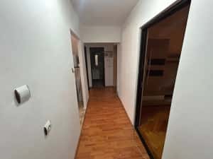Apartament 3 camere, decomandat - zona Cetate — miniatura 8
