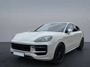 Porsche Cayenne Automată 476 HP Hibrid (B/E)