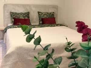 STUDIO FUNDENI, CENTRALA, LOC DE PARCARE, BLOC NOU, MOBILAT MODERN — miniatura 1