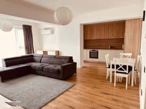 Apartament mobilat cu vedere lac Sisesti Metrou Straulesti 4'