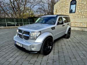 Dodge Nitro An 2008 — miniatura 9