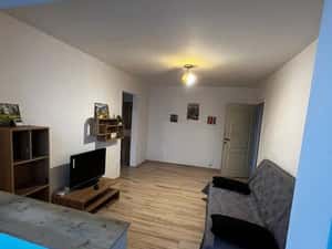 Închiriez apartament 2 camere — miniatura 3