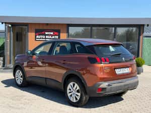 Peugeot 3008 2017 1.2i E6 Manuală 131 HP Benzină — miniatura 2