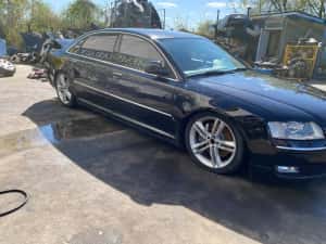 dezmembrez audi A8 D3/bara fata audi a8/far audi a8 D3 — miniatura 2