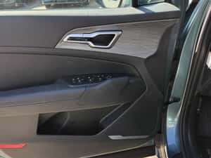 KIA SPORTAGE – SUV-ul anului 2024, ideal pentru familii — miniatura 6