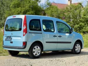 Renault Kangoo 5locuri - 1.5 diesel 6viteze 2008 - Stare f buna — miniatura 3