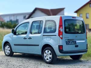Renault Kangoo 5locuri - 1.5 diesel 6viteze 2008 - Stare f buna — miniatura 4