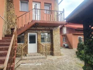 Apartament spatios la curte | 2 Camere | Otopeni Central — miniatura 5