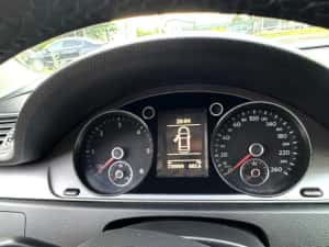 Autoturism wolkswagen pasat B7 — miniatura 3
