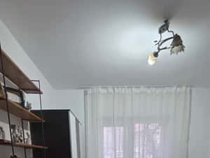 480euro/luna, Gara apartament spatios 3 camere, 2 bai, et 1, bloc vila — miniatura 4