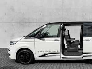 Volkswagen T7 Multivan 2.0 TDI Edition Long — miniatura 3