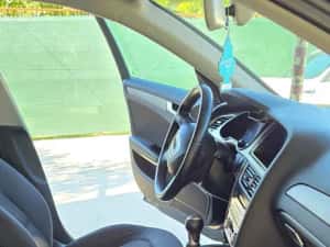 Vând Audi a4 2014 motor 2.0 diesel 150cp recent înmatriculat proprietar — miniatura 5