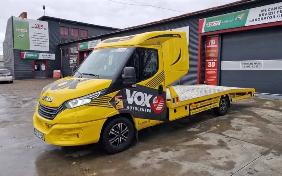 Autoplatforma Iveco Daily motor 3,0 litri — fotografie 1 din 10