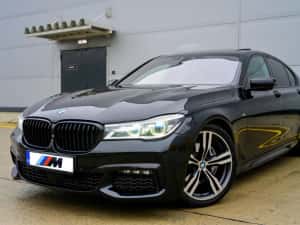 Bmw 740 X drive M pachet Km reali full maxim!!! — miniatura 9