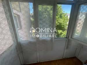 Vânzare apartament 3 camere, etaj 3, situat în Târgu Jiu, strada Slt. Ion Fota — miniatura 8