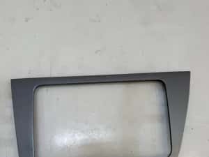 Rama ornament trim Radio cd-player navigatie Seat Leon 1P gri argintiu — miniatura 10