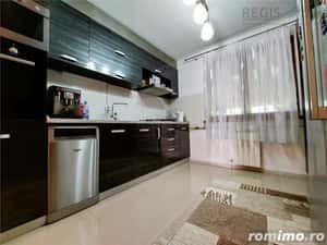 Duplex 6 Camere Luxury Predeal — miniatura 5