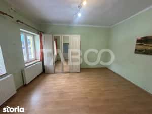 Garsoniera de vanzare si 1 loc de parcare in curte Podul Minciunilor — miniatura 4