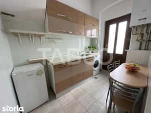 Garsoniera de vanzare si 1 loc de parcare in curte Podul Minciunilor — miniatura 6