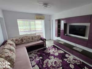 Ofer spre inchiriere ap cu 2 camere recent renovat — miniatura 3