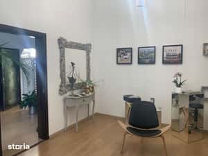 Apt versatil ultracentral 40 mp pivniță 13 mp posibil preluare chirias — miniatura 5