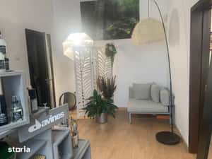 Apt versatil ultracentral 40 mp pivniță 13 mp posibil preluare chirias — miniatura 6