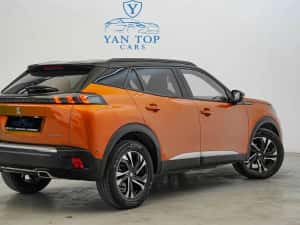 Peugeot 2008 DOAR 27.000 KM- Dotari TOP-GT LINE-Culoare deosebita Stare ca Noua ! — miniatura 3