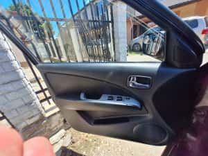 Vand Mitsubishi Outlander 2005 Benzina + gpl 1998 cmc Neavariata — miniatura 8