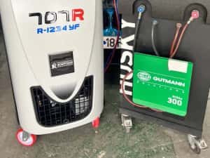 Incarcare freon , inclusiv freonul nou R1234YF,piese auto — miniatura 8