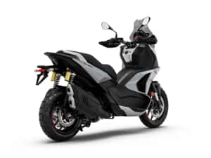 Adventure Scuter Aprilia SRGT 400, E5+, 2026 — miniatura 3