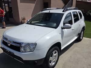 Dacia Duster 1,6Benzina. —Euro 5 —3400 € — miniatura 3