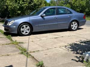 Mercedes E Class 2003 2.2 CDI W211 — miniatura 5